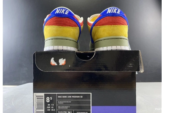 N 313170-341 Stuff Puff Nike SB Dunk Low 1219